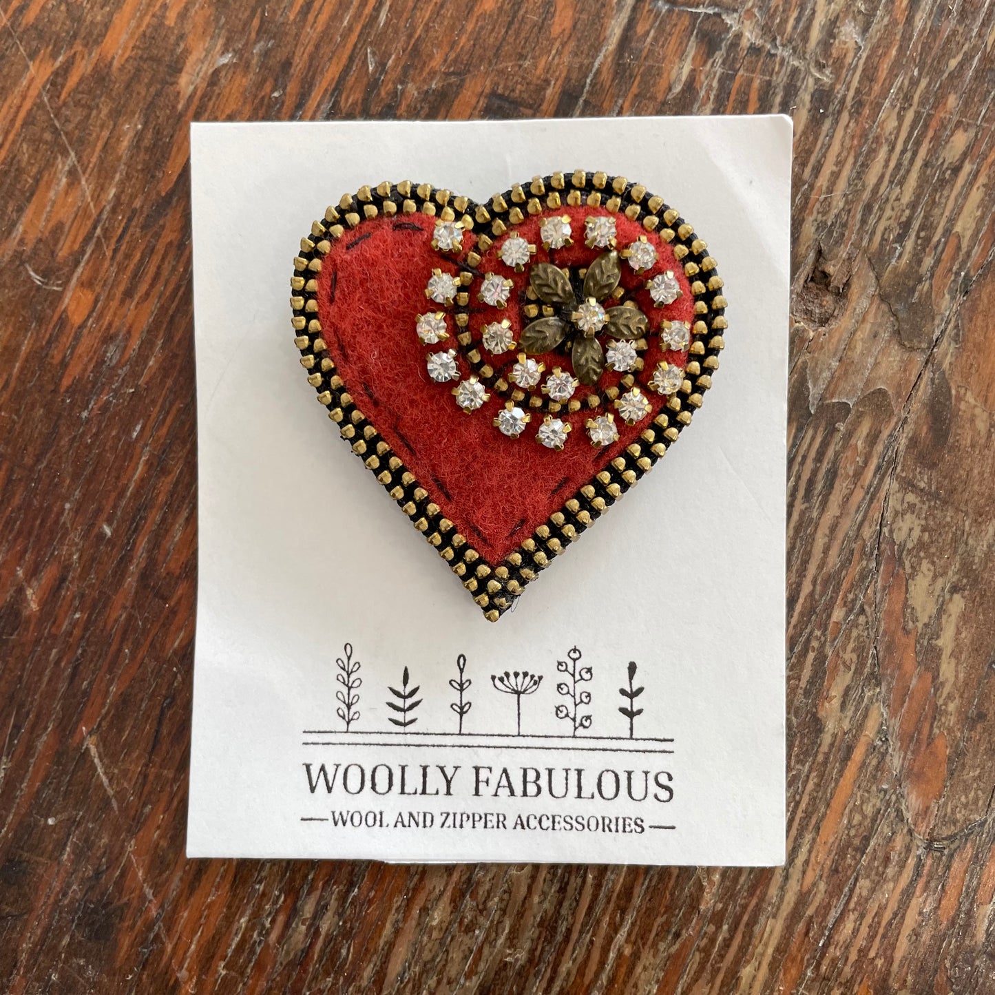 Sparkly Wool & Zipper Heart Brooch by Odile Gova