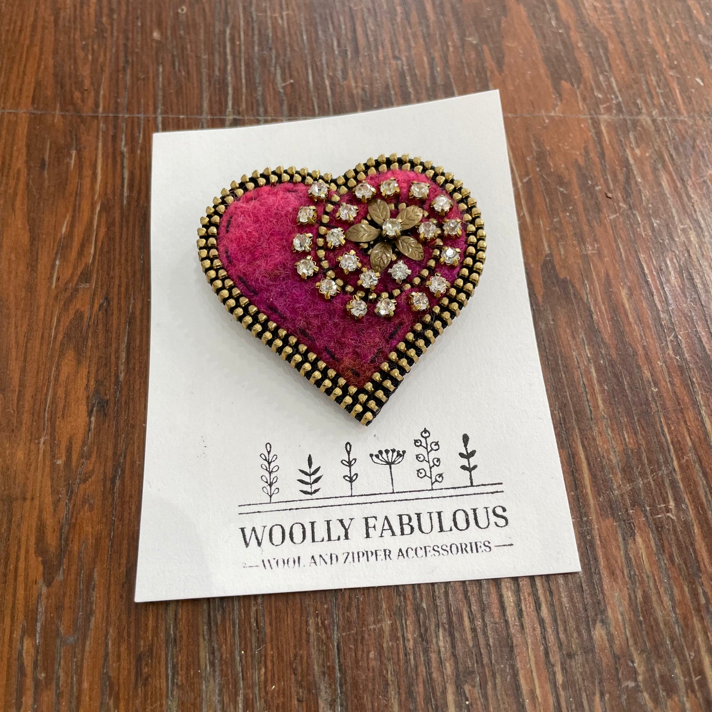 Sparkly Wool & Zipper Heart Brooch by Odile Gova