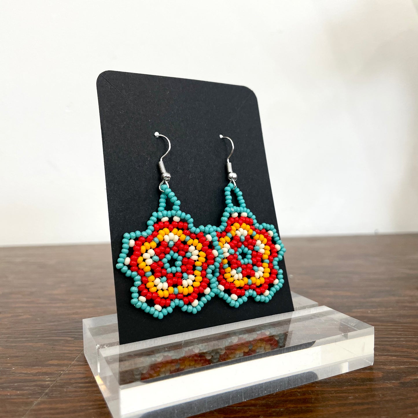 Hand beaded earrings by Olga Vishnyakova