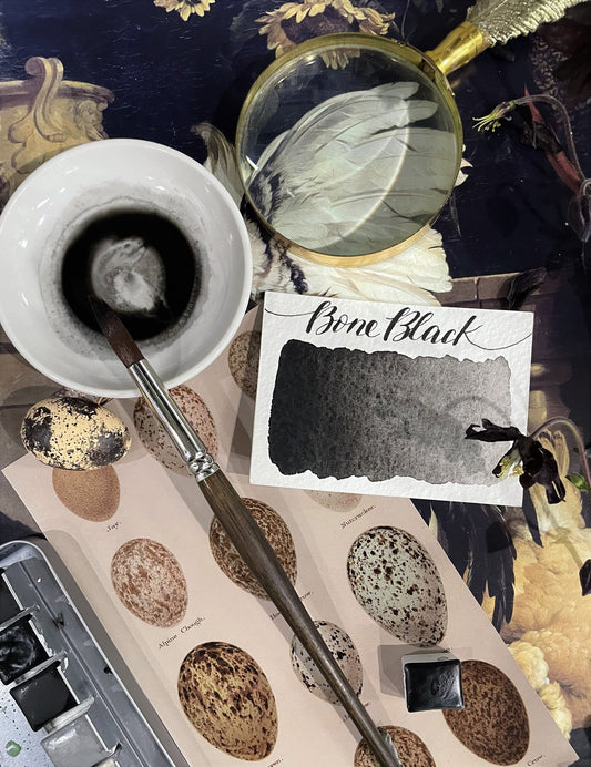 Stoneground - Bone Black (Earth Colour - Half Pan)