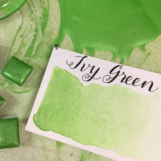 Stoneground - Ivy Green (Pearlescent Colour - Half Pan)