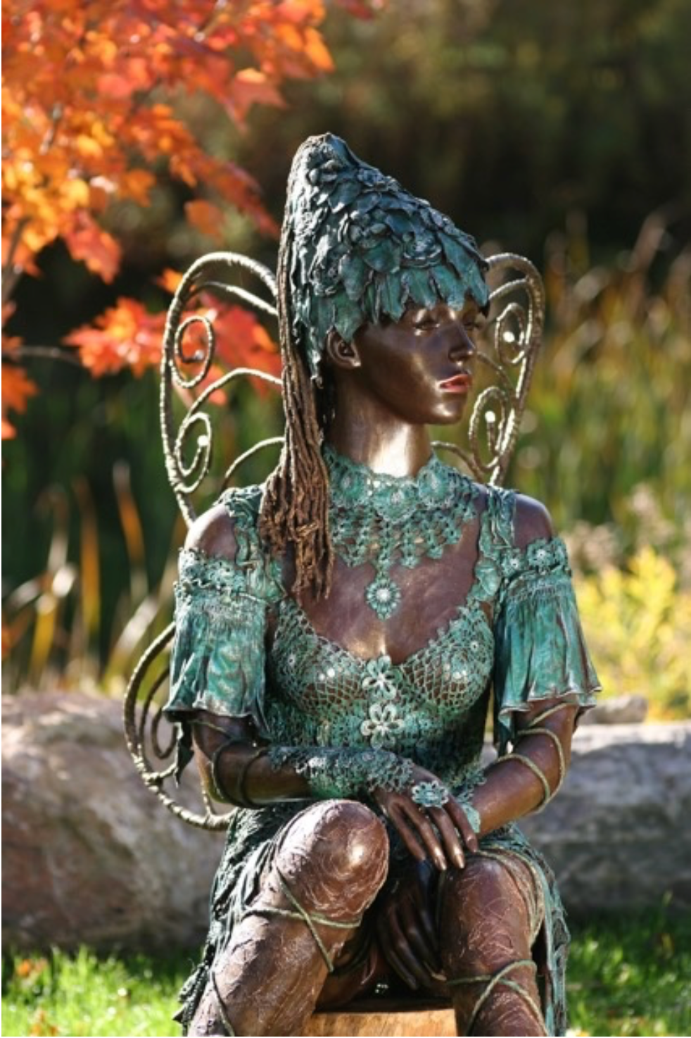 Escultura de jardín de hadas de tamaño natural de Anja Kooistra